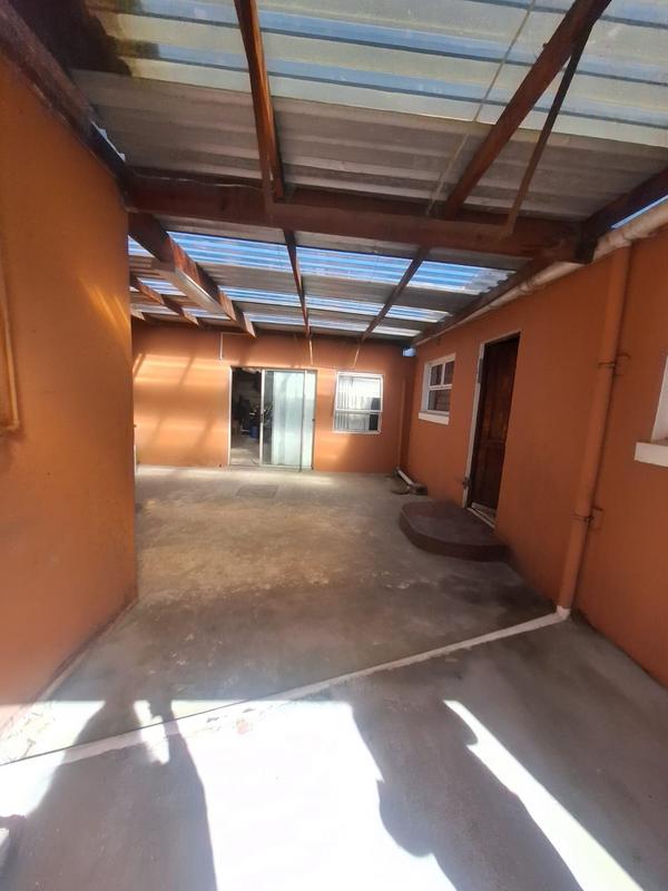 7 Bedroom Property for Sale in Ruyterwacht Western Cape